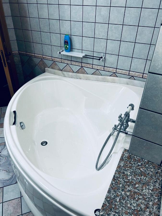 Luena Home Luxury Apartment Brusciano エクステリア 写真